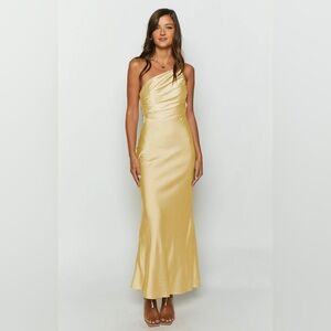 Yellow Bridesmaid dress wedding guest dress beginning boutique size us 2